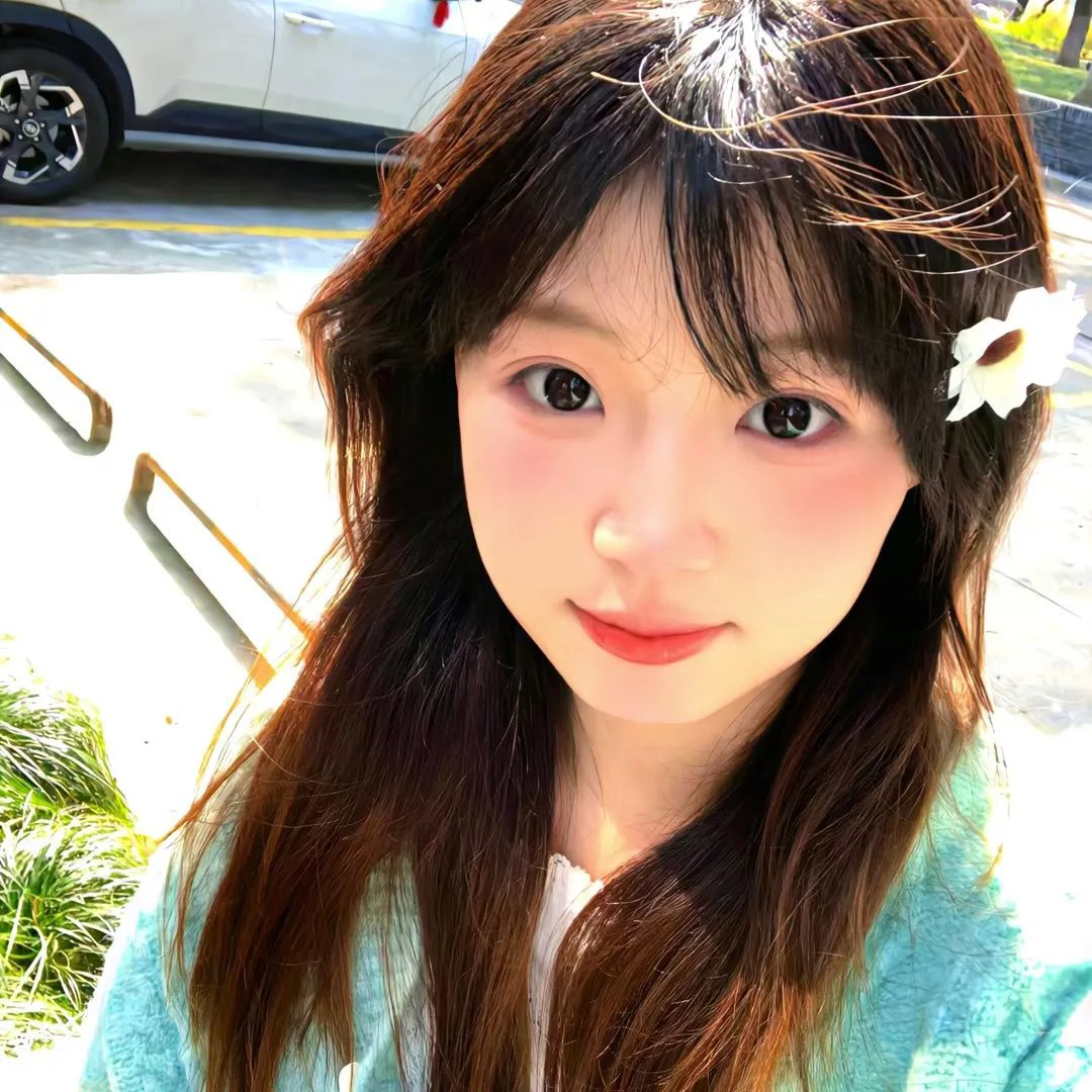 女儿国嬉春